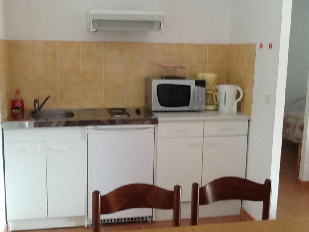 Appartements " Le Clos De La Cerisaie" Castillon-du-Gard Quarto foto